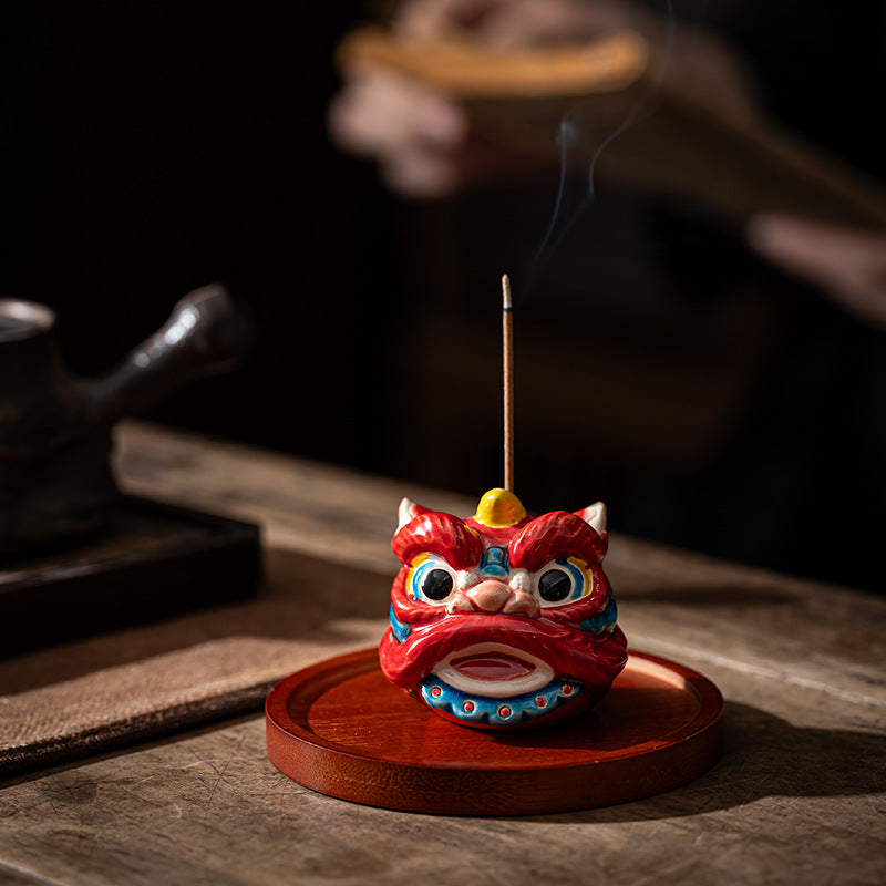 Lion Head Ceramic Incense Holder with Wood Base - Auspicious Animal Zen Decor (7x6x6cm, 10cm Wood Stand)