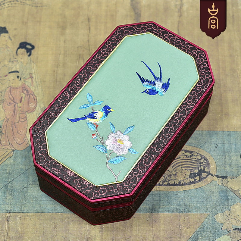 High-End Octagonal Embroidered Jewelry Box – Elegant Handcrafted Jewelry Tray