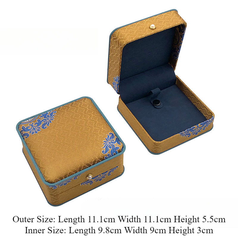 Elegant Chinese Jewelry Box – Ideal for Storing Pendants, Bracelets, and Jade Jewelry