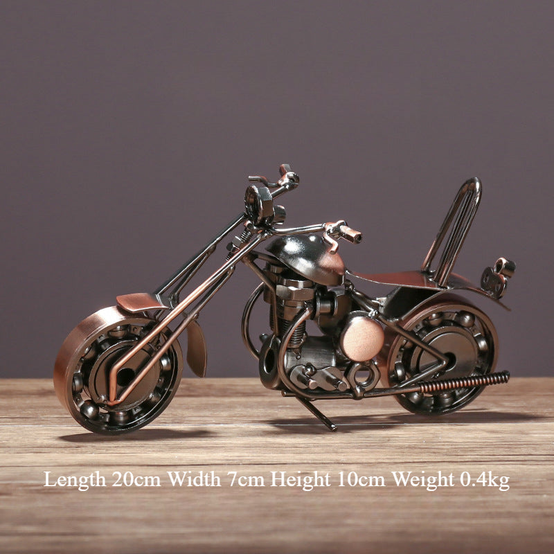Retro Metal Motorcycle Figurine – Electroplated Iron Sculpture for Desktop & Living Room