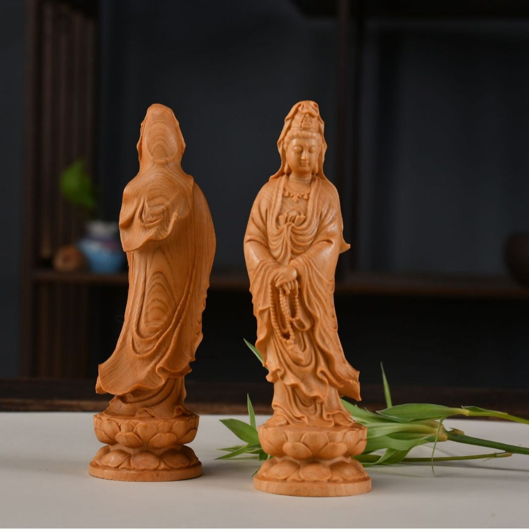 Guanyin Bodhisattva with Prayer Beads – Yellow-cedar Wood Carving for Home & Office Decor