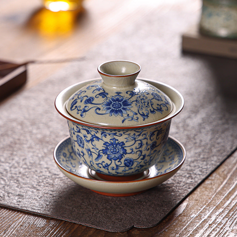 Ru Kiln Blue-and-White Gaiwan - 200ml Antique-Style Tea Set with Interlocking Flower Design (10.5cm Diameter, 9.9cm Height)