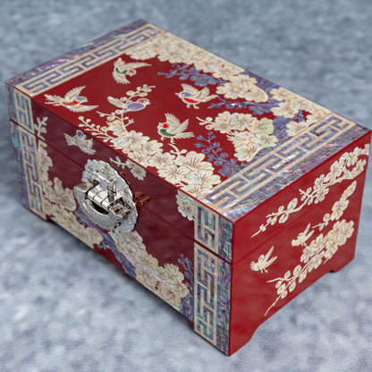 Mother of Pearl Lacquerware Jewelry Box, Wedding Gift, High-end Wooden Ear Jewelry Necklace Storage Box, Chinese Style Lockable Pearl Treasure Box