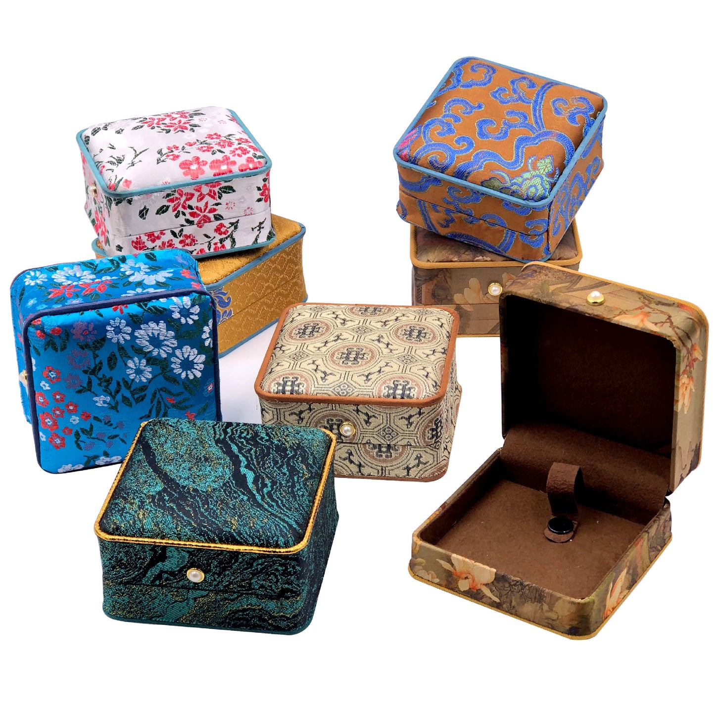 Elegant Chinese Jewelry Box – Ideal for Storing Pendants, Bracelets, and Jade Jewelry