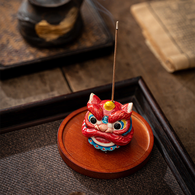 Lion Head Ceramic Incense Holder with Wood Base - Auspicious Animal Zen Decor (7x6x6cm, 10cm Wood Stand)