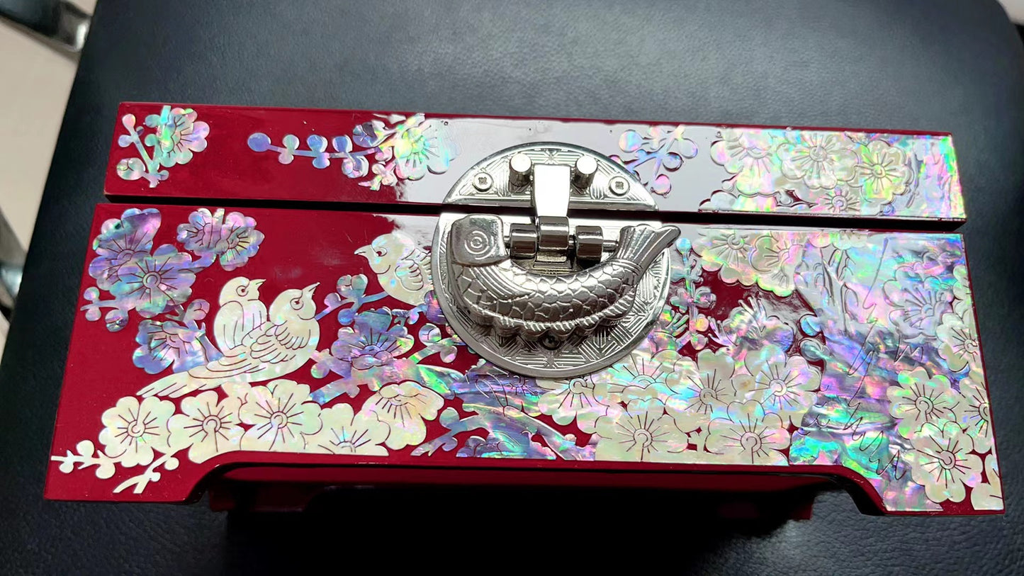 Mother of Pearl Lacquerware Jewelry Box, Wedding Gift, High-end Wooden Ear Jewelry Necklace Storage Box, Chinese Style Lockable Pearl Treasure Box