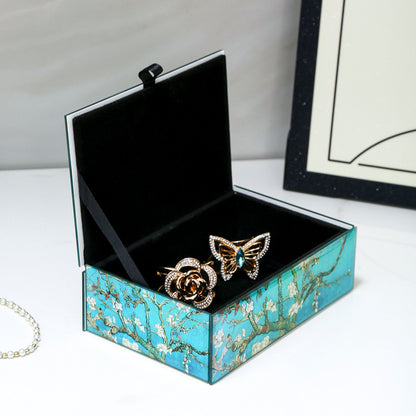 Sophisticated Glass Jewelry Box - High-End Jewelry Organizer, Chic Storage Solution