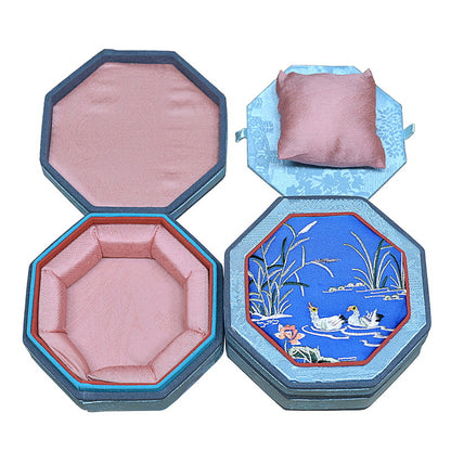 Octagonal Embroidered Jewelry Box – Traditional Chinese Brocade Bracelet & Bangle Storage Case