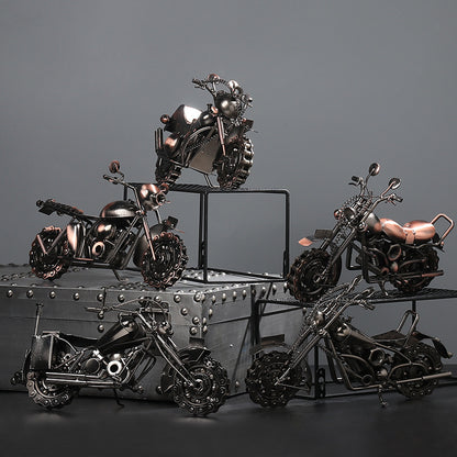 Retro Metal Motorcycle Figurine – Electroplated Iron Sculpture for Desktop & Living Room
