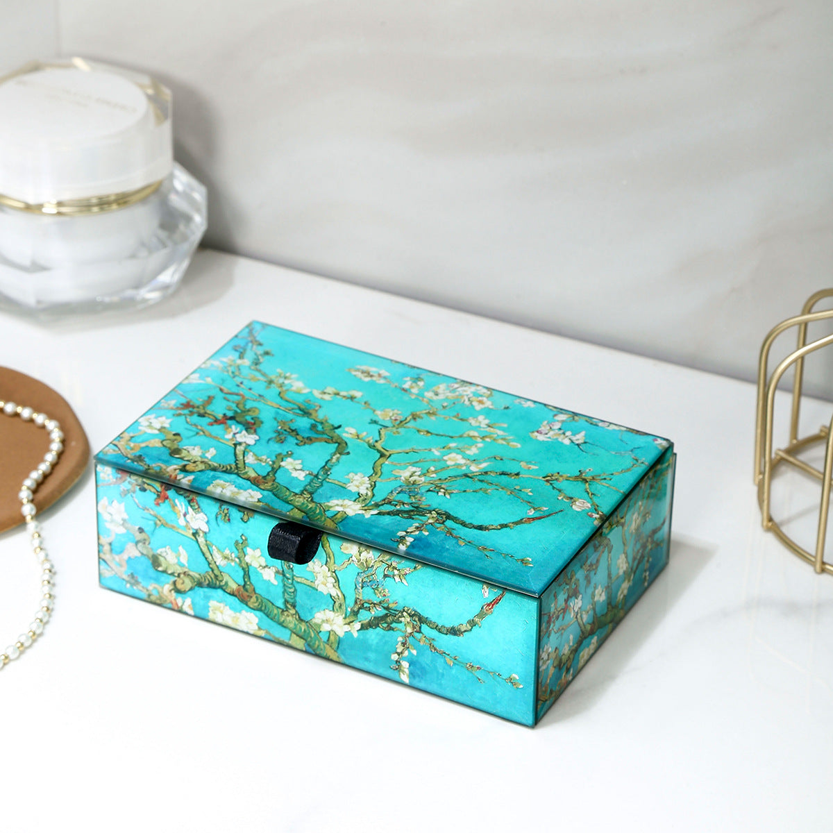 Sophisticated Glass Jewelry Box - High-End Jewelry Organizer, Chic Storage Solution