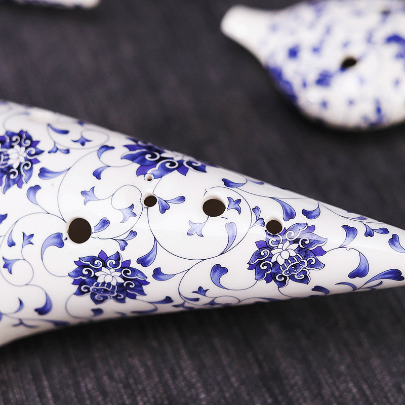 12-Hole Alto C Ceramic Ocarina - Blue & White Porcelain Style (SF/SG/SC/AC Tuning, 18x10x5cm) with Music Sheet, Neck Strap & Carry Bag