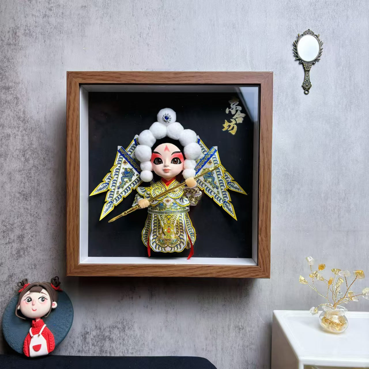 3D Silk Figurine Wall Décor – Handcrafted Creative Art Piece for Home or Restaurant