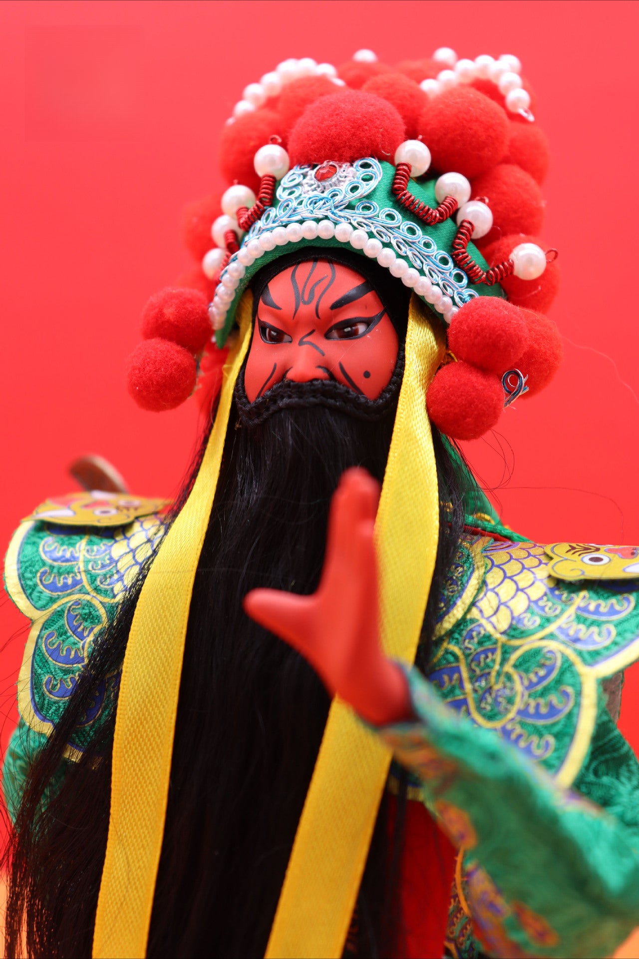 Beijing Opera Face Mask Doll – Handcrafted Silk Figurine, Traditional Chinese Art