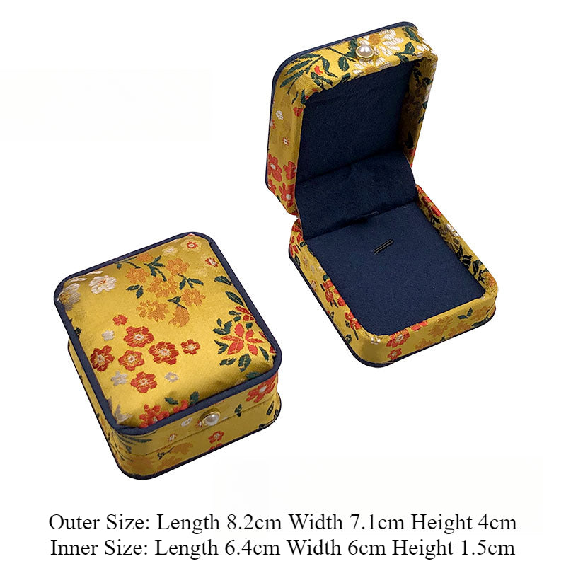 Elegant Chinese Jewelry Box – Ideal for Storing Pendants, Bracelets, and Jade Jewelry