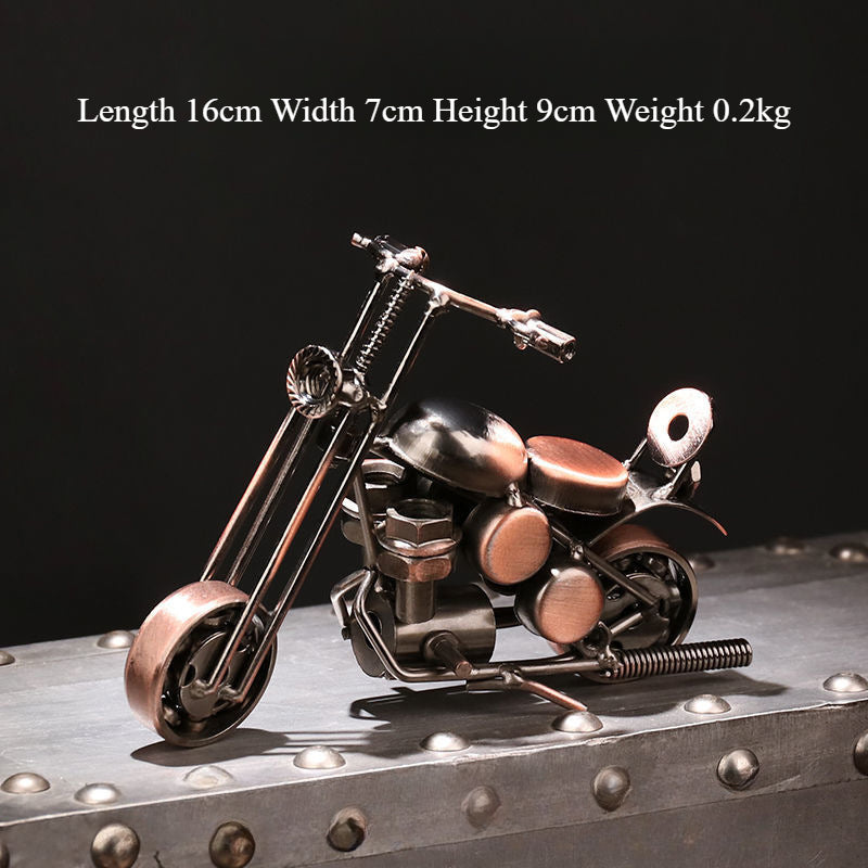 Retro Metal Motorcycle Figurine – Electroplated Iron Sculpture for Desktop & Living Room