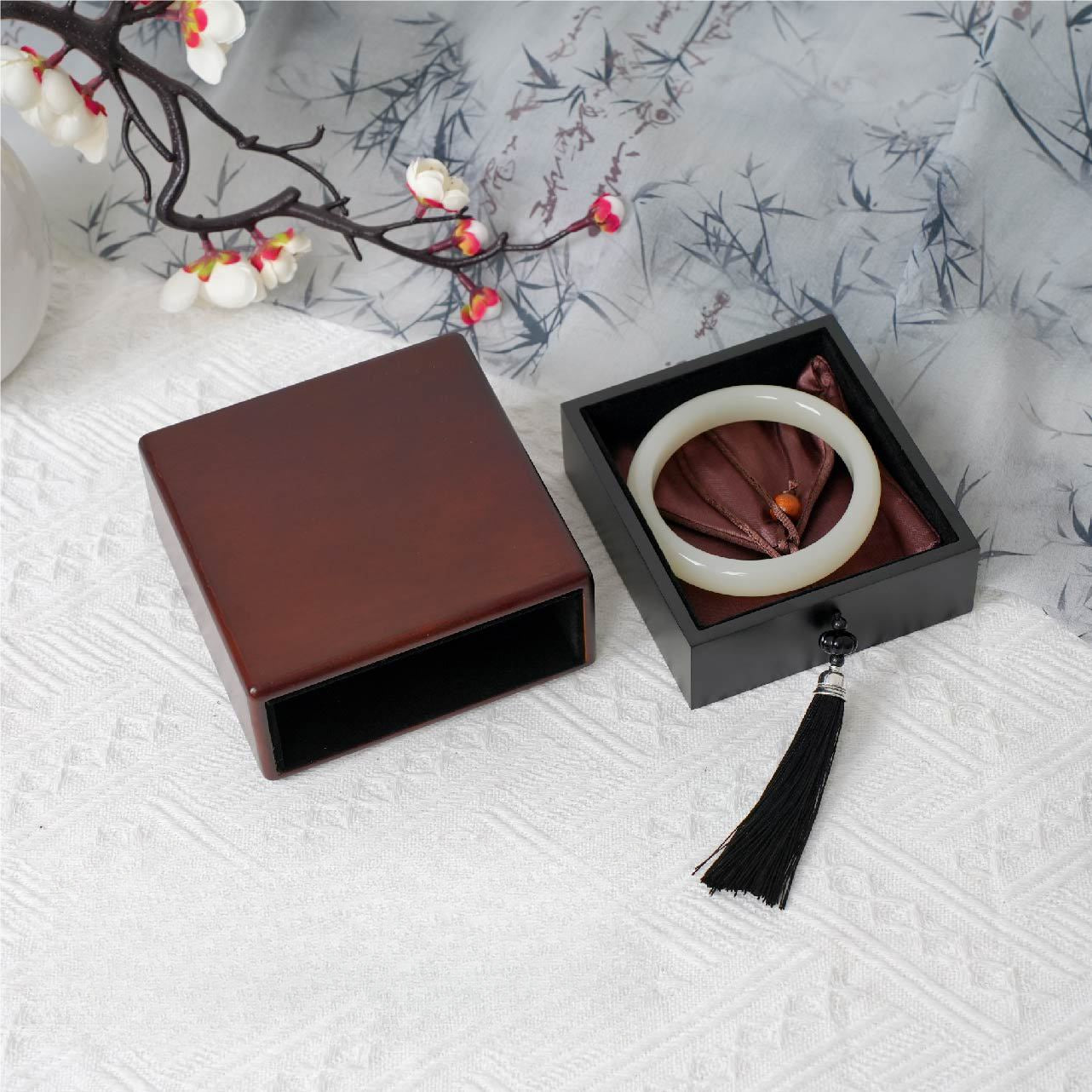 Oak Wood Jewelry Box for Bracelets - Laser Engraved "Fu" Character with Soft Inner Pouch (11.4x11.4x4.9cm, Velvet Lined)