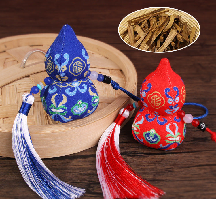 Embroidered Gourd Pendant – Aromatic Sachet, Portable Fragrance Bag, Lucky Charms for Car