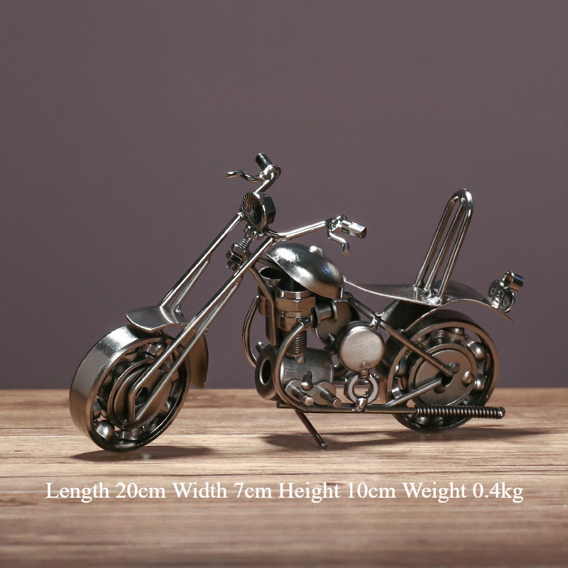 Retro Metal Motorcycle Figurine – Electroplated Iron Sculpture for Desktop & Living Room