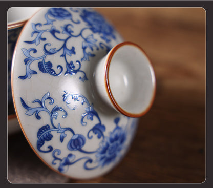 Ru Kiln Blue-and-White Gaiwan - 200ml Antique-Style Tea Set with Interlocking Flower Design (10.5cm Diameter, 9.9cm Height)
