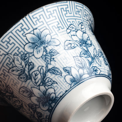 Jingdezhen Blue & White Lidded Tea Bowl - Perforated Cover Ceramic Gongfu Tea Set (170ml, 10x10cm)