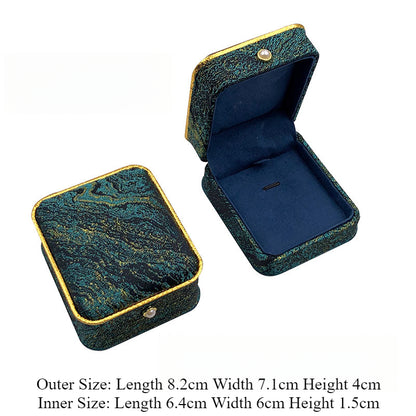 Elegant Chinese Jewelry Box – Ideal for Storing Pendants, Bracelets, and Jade Jewelry